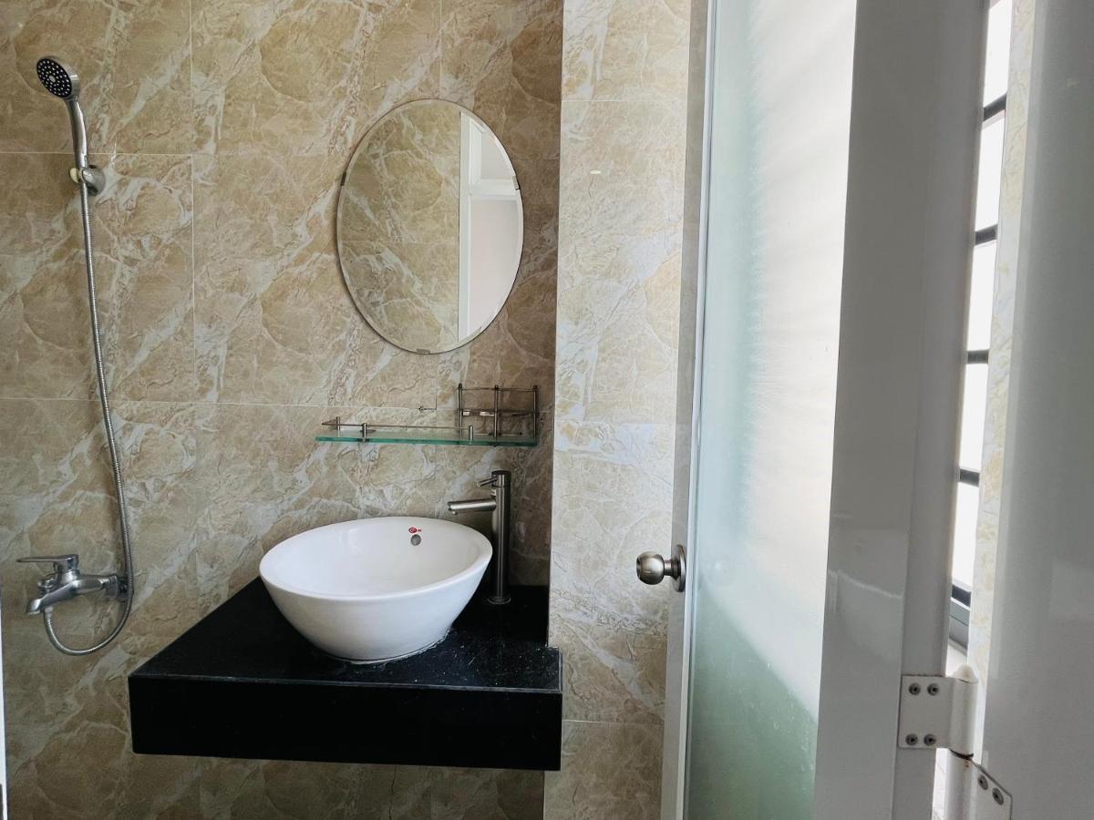 Love Homestay & Spa Куинён Экстерьер фото